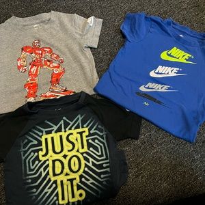 Nike t shirt’s